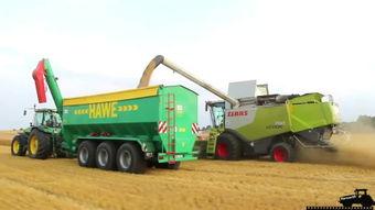 国产收割机作业视频欣赏